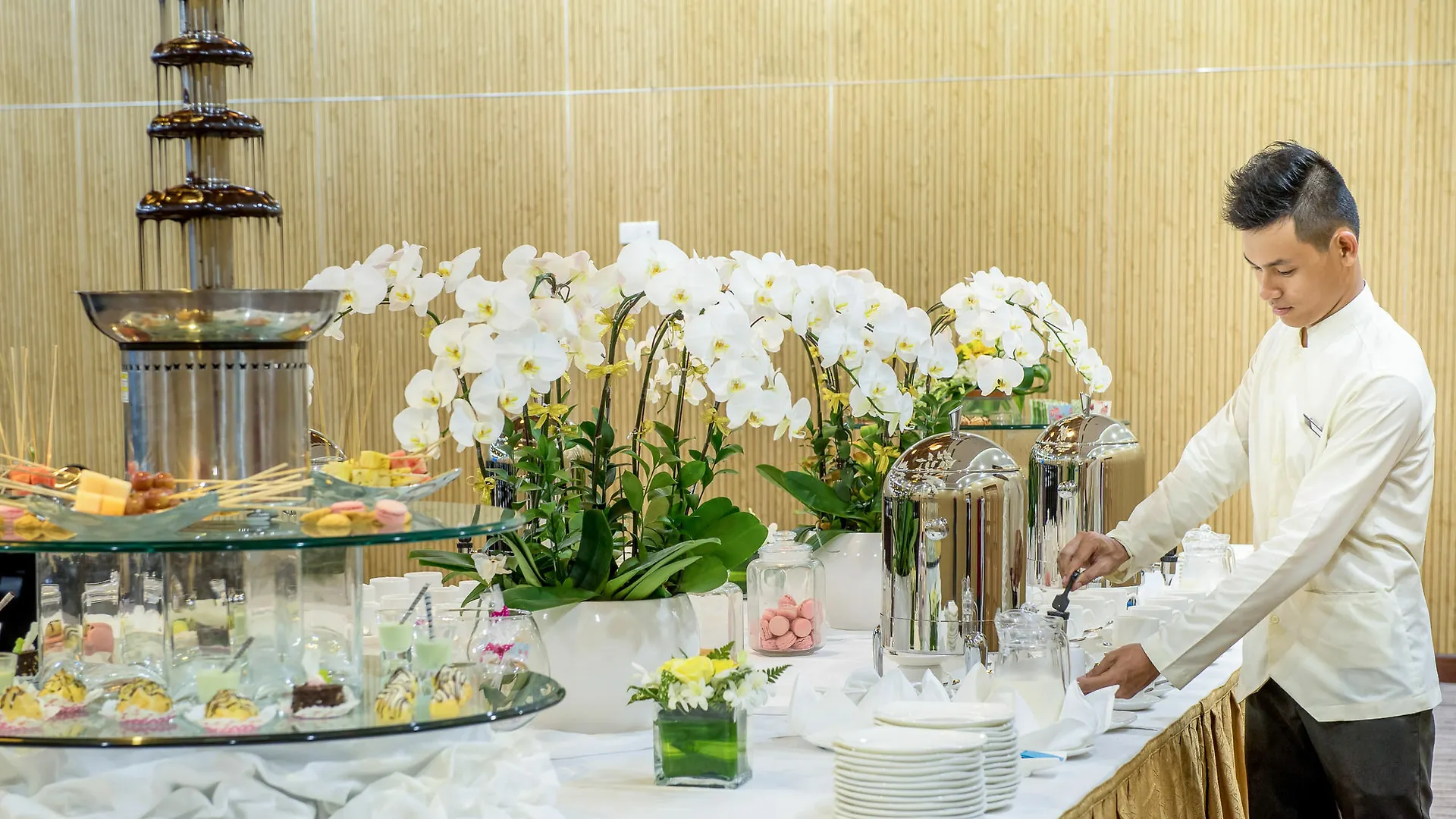 ****  Royal Lotus Hotel Danang Vietnam